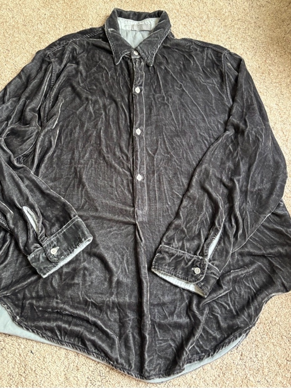 CP SHADES Roku velvet silk blend button down shirt size medium minimalist comfy
